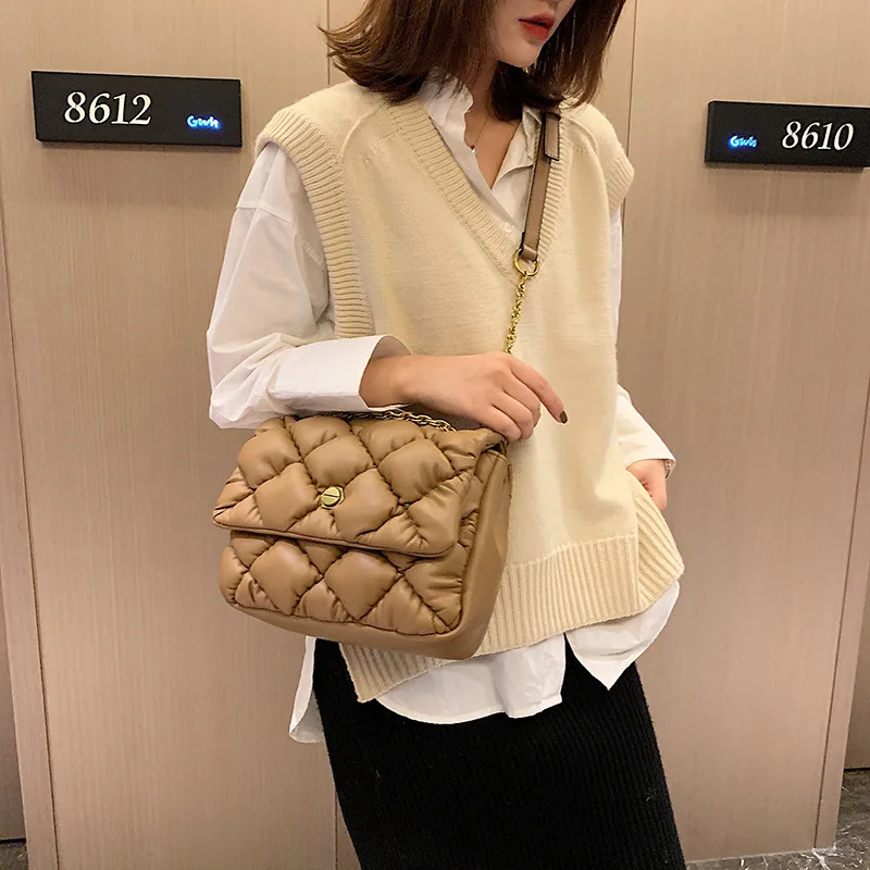 

Autumn and winter small bags women 2019 new tide Korean version of the wild texture Messenger bag fashion rhombus chain bag