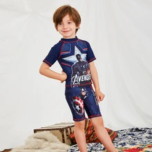 Купальный костюм для мальчиков; купальный костюм из двух предметов; купальный костюм с длинными рукавами; детская пляжная одежда с рисунком; цвет красный, синий; одежда для серфинга