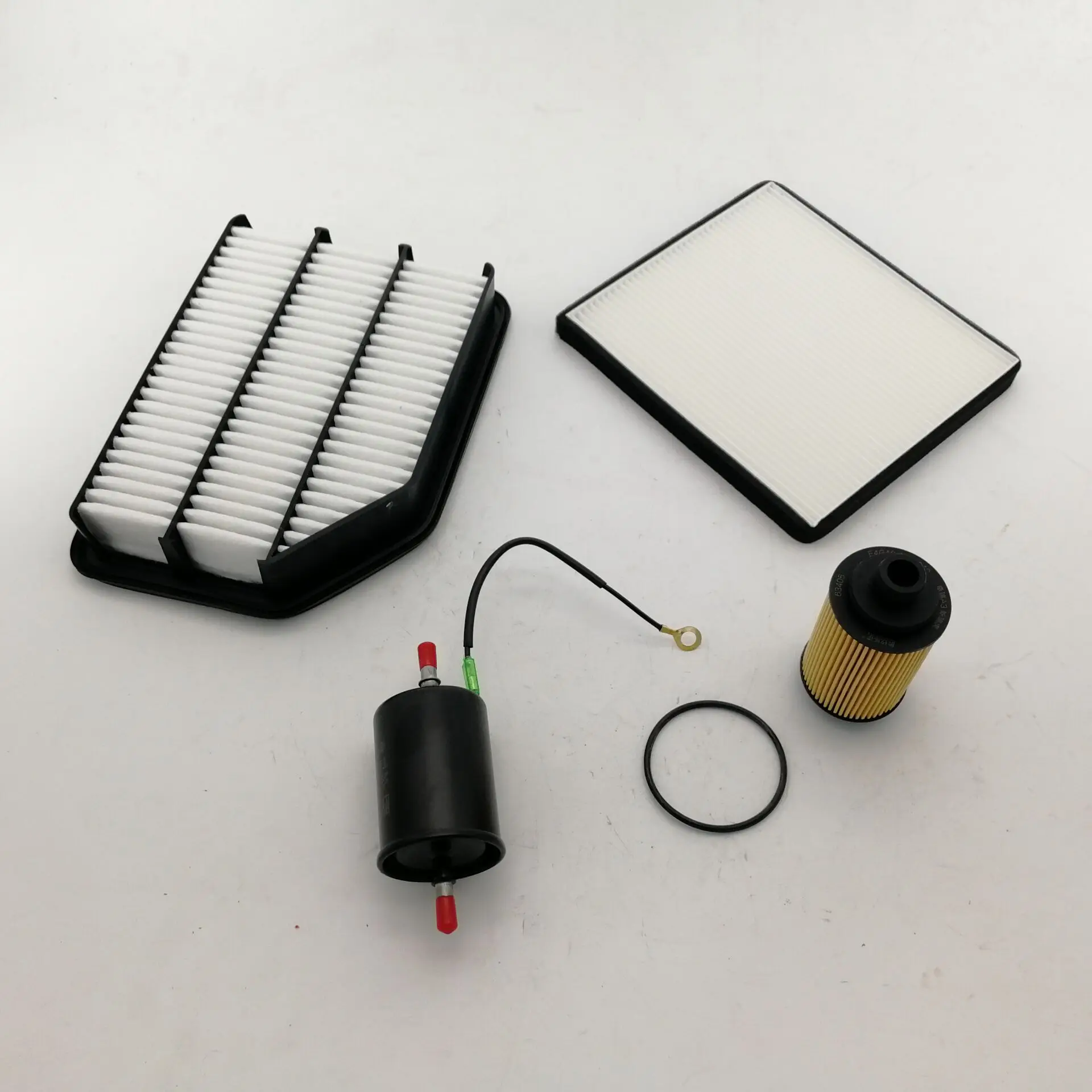 4 pieces a set Air filter oil filter Air conditioning Fuel for Chery Tiggo 3