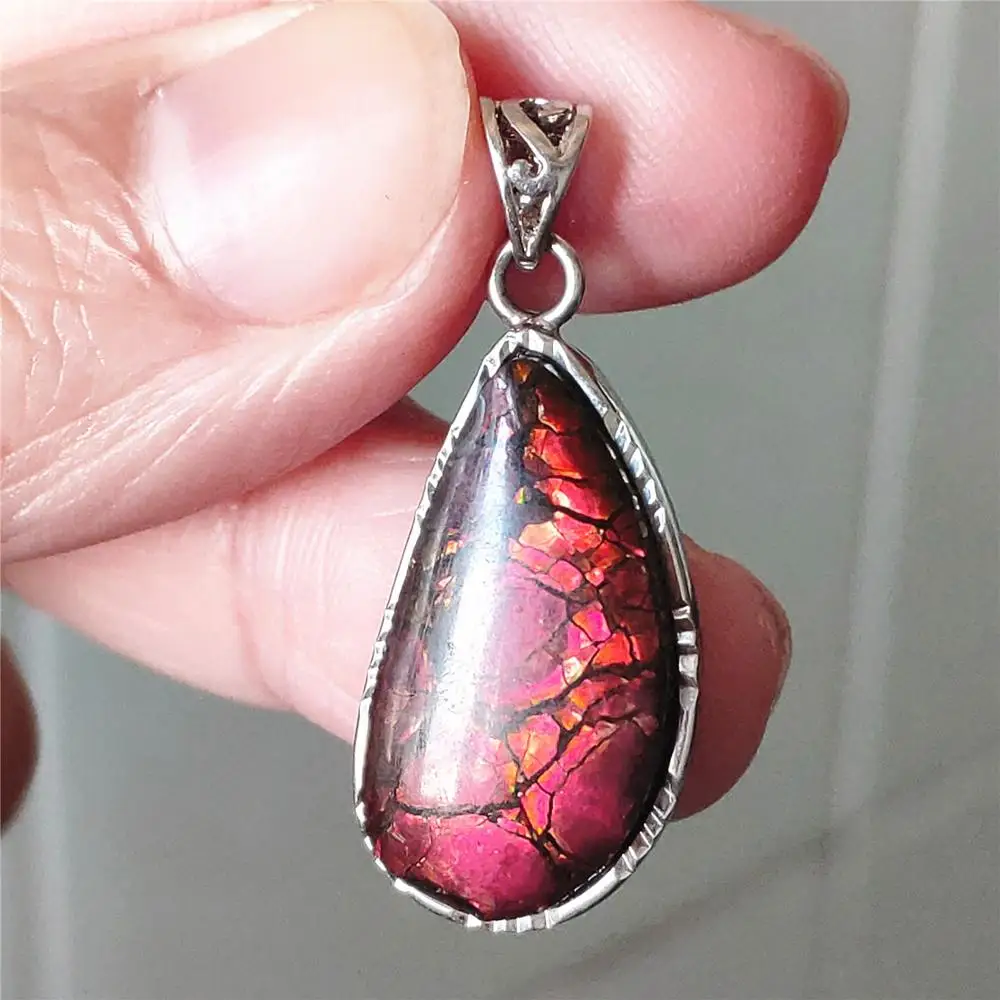 

Natural Red Colorful Light Pendant Ammonite Ammolite Gemstone 24x13mm Women Men From Canada Necklace Best Bead AAAAA