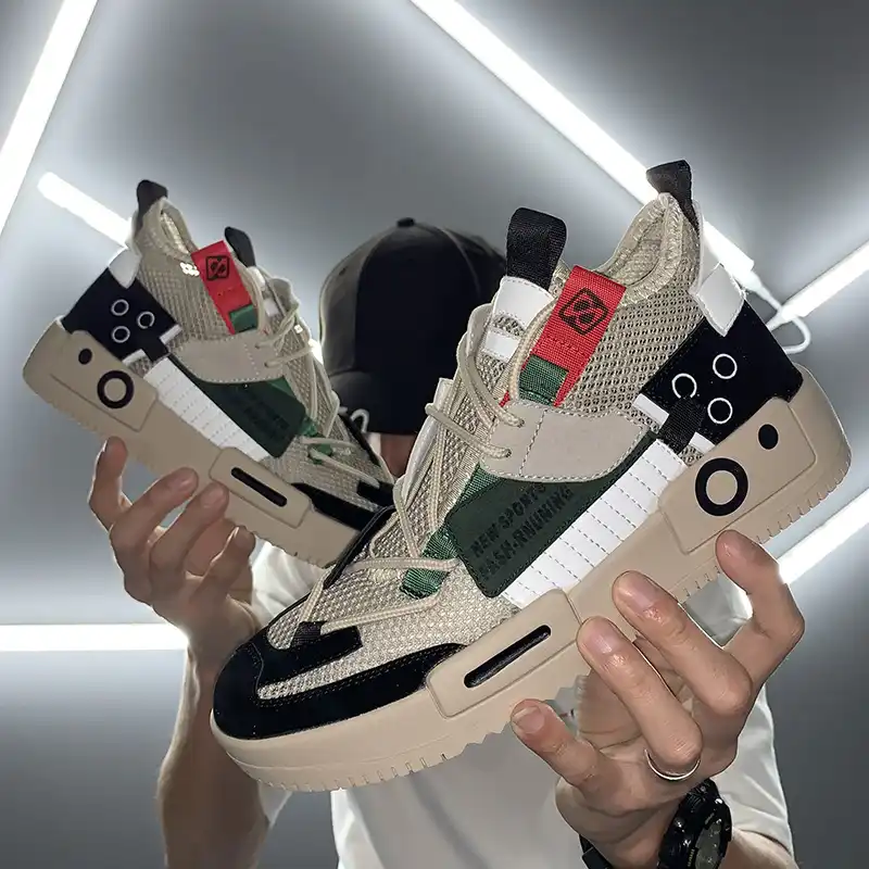 wholesale brand sneakers