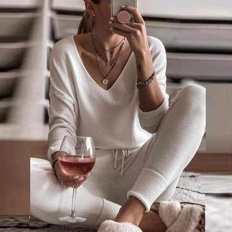 

Women 2021 Spring Tracksuit Women's Two Piece Sets Pullover Sweatshirt and Sweatpants Set Female Sportswear Sweat Suits Clothes