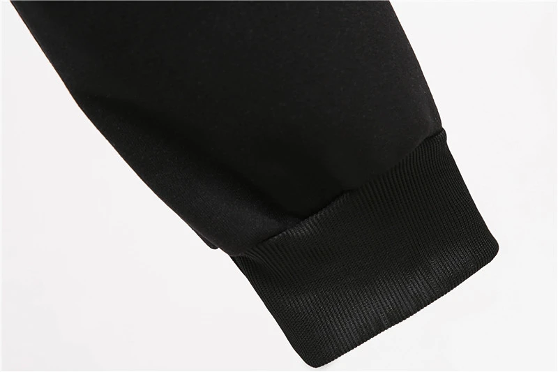 20_11_8242873221201037977