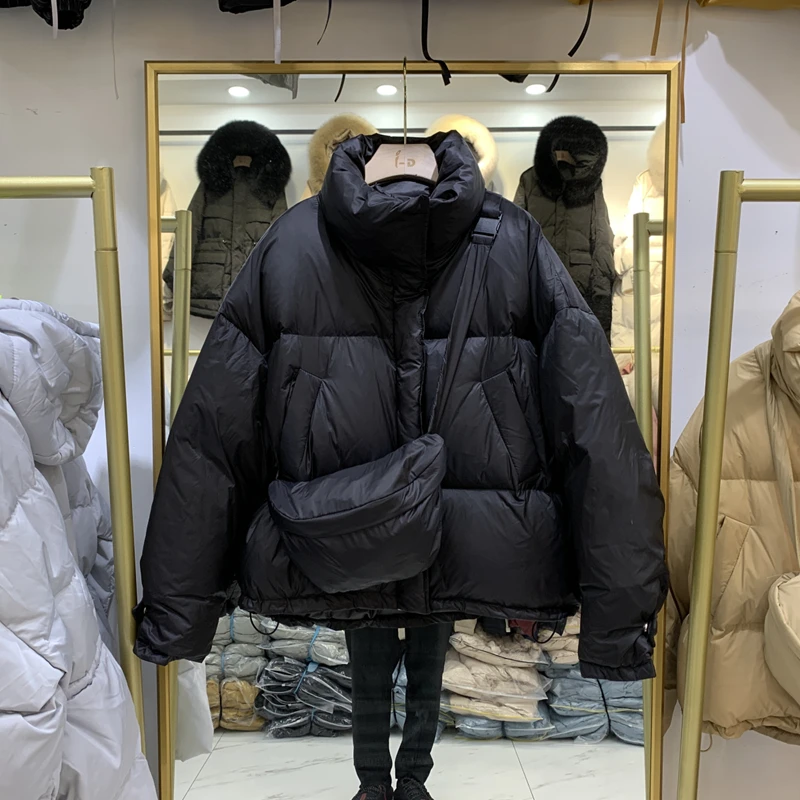 

Korean Style Women Winter Coat with Backpack Short Solid Bubble Parkas 2022 New Stand Collar Warm Down Jackets