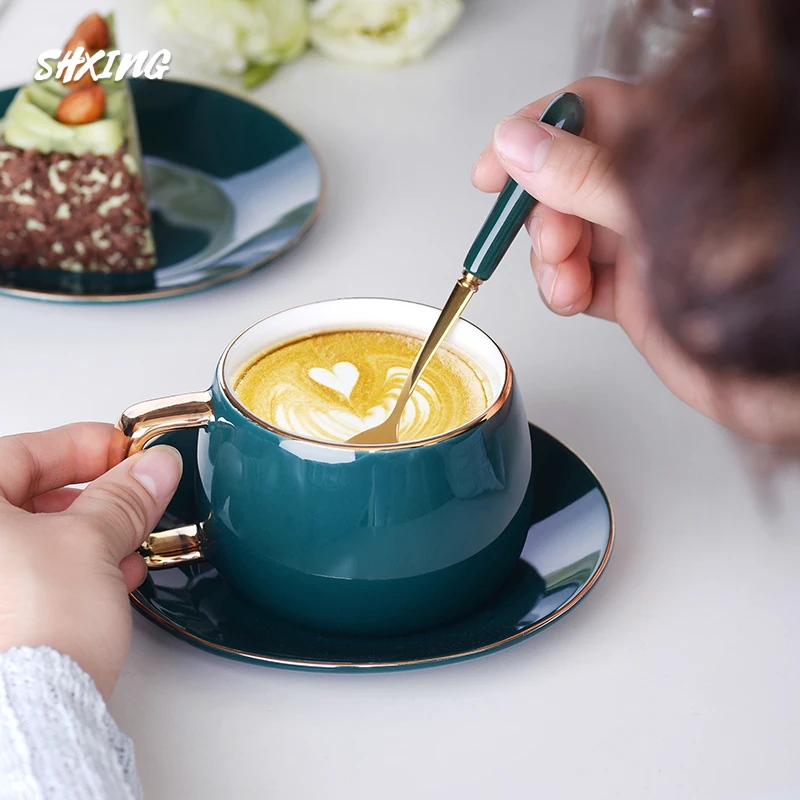 

Ceramic Cup Creative Gold-painted Thick Surface Coffee Cup and Saucer Set Simple English Afternoon Tea Cup Black Tea Cup