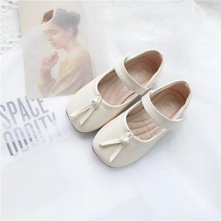 Soft bottom square head shoes for girls kids princess shoes spring and autumn Korean children bean shoes baby casual shoes