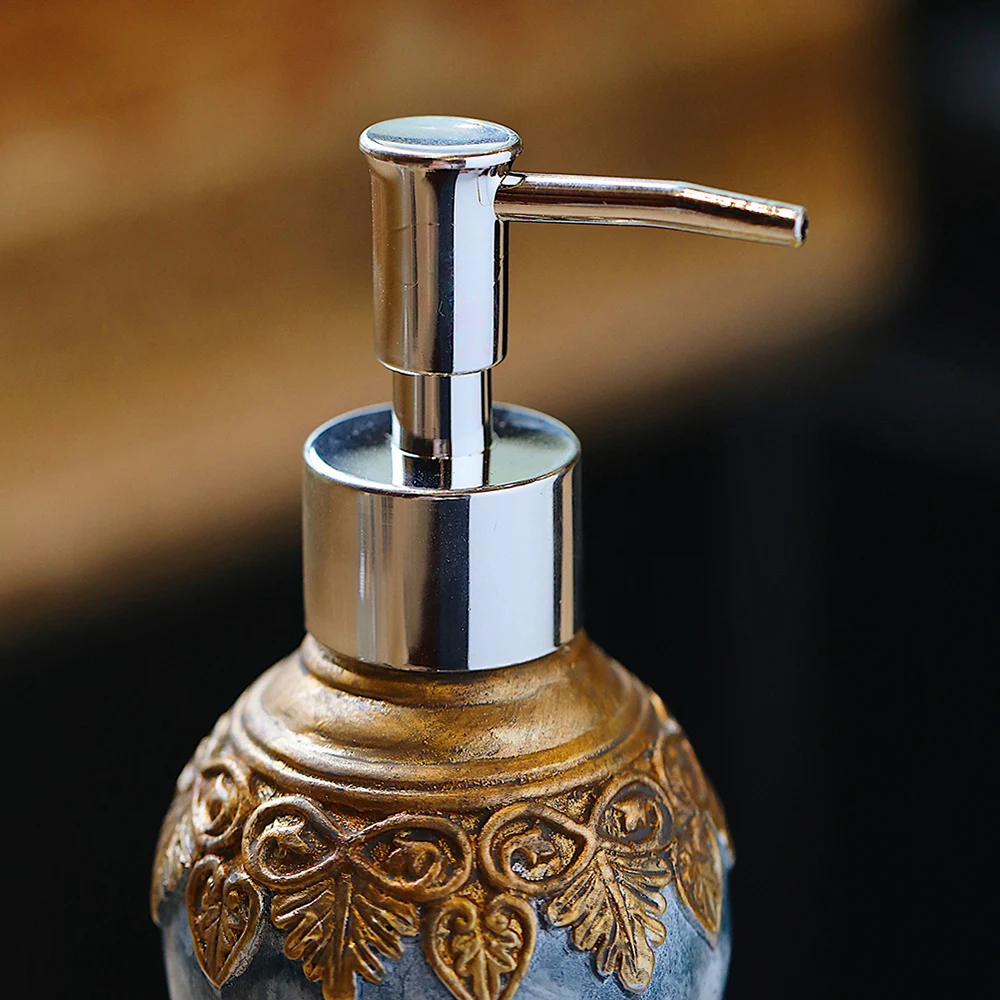 Liquid Soap Dispenser Ceramic Bathroom Emulsion Bottle Hand Press Type  Antique Carved Base Girl Friend Gift European Style 340ML