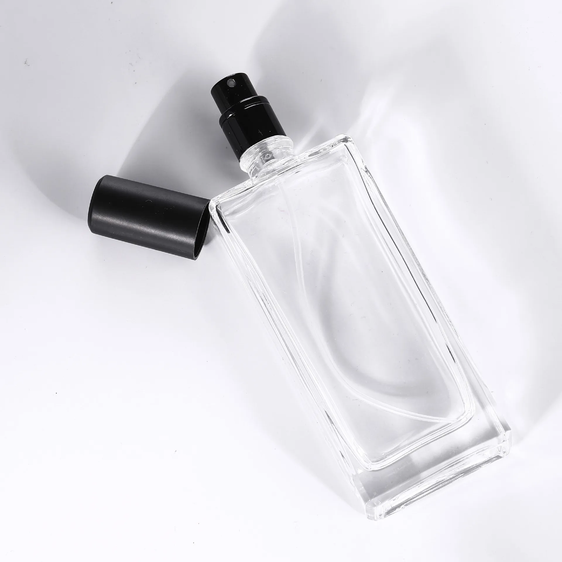 50ml High grade Perfume Bottle Empty Lip Gloss Tubes Atomizer Perfume Lip Gloss Containers Bottled Portable 4