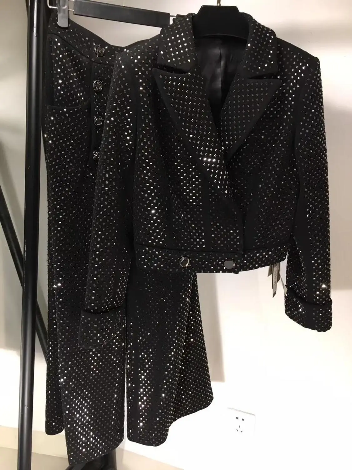 

2019 Autumn Women's Fashion Goddess Full Diamond Explosion Set High Waist Jacket Pants 0805