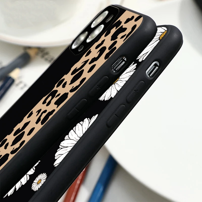 Czarny biały pęknięcie miłość Leopard kwiat skrzynka dla Xiaomi Redmi uwaga 10 9 8 Pro 10S 9S 9T 9C 9A 8T 8A 7 7A 6A Poco X3 NFC Pro okładka 6 Czarny biały pęknięcie miłość Leopard kwiat skrzynka dla Xiaomi Redmi uwaga 10 9 8 Pro 10S 9S 9T 9C 9A 8T 8A 7 7A 6A Poco X3 NFC Pro okładka 6