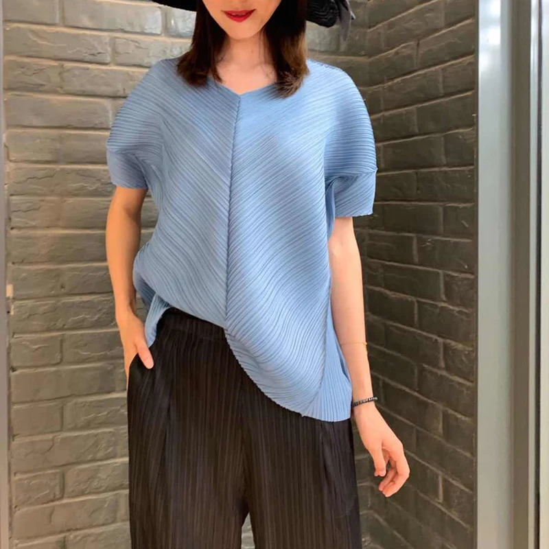 Changpleat новые женские футболки Топ Miyak плиссированный модный дизайн свободный v-образный вырез корейский стиль короткий рукав женская футболка Tide