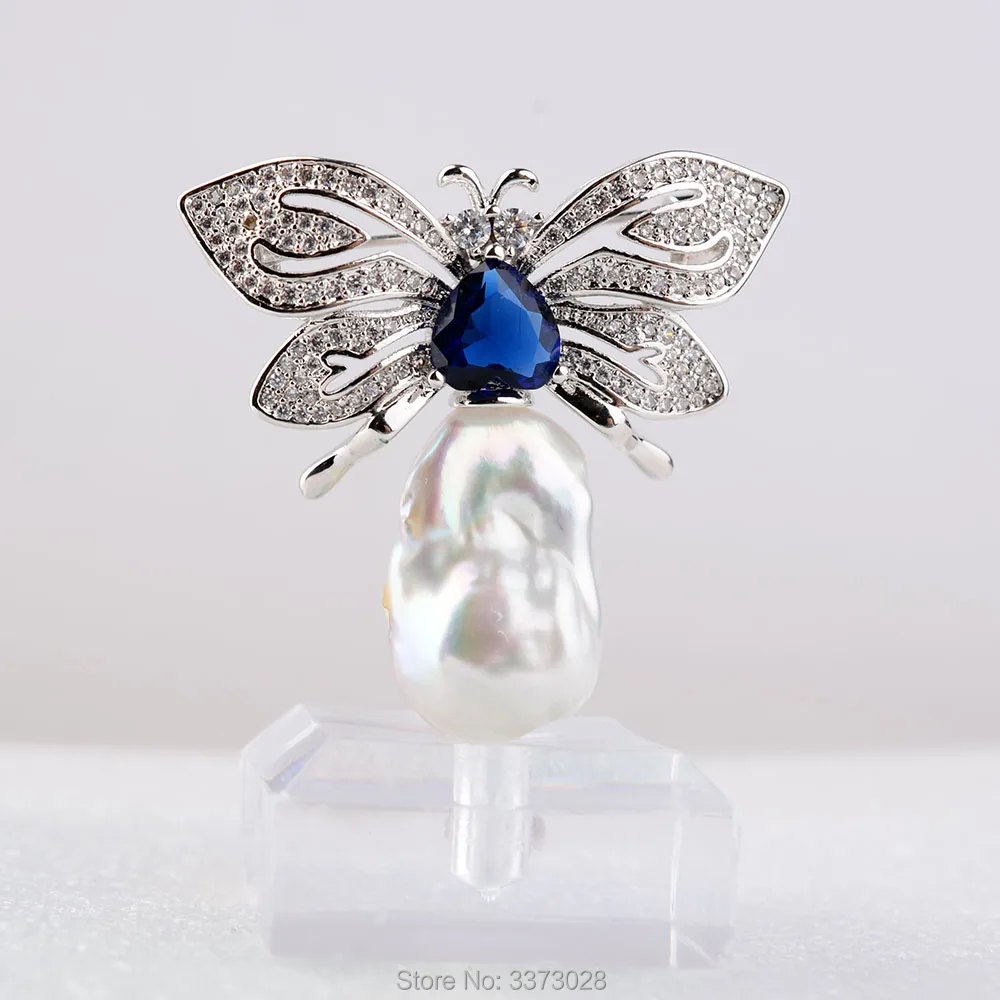 Women's Butterfly White Keshi Pearl Brooch