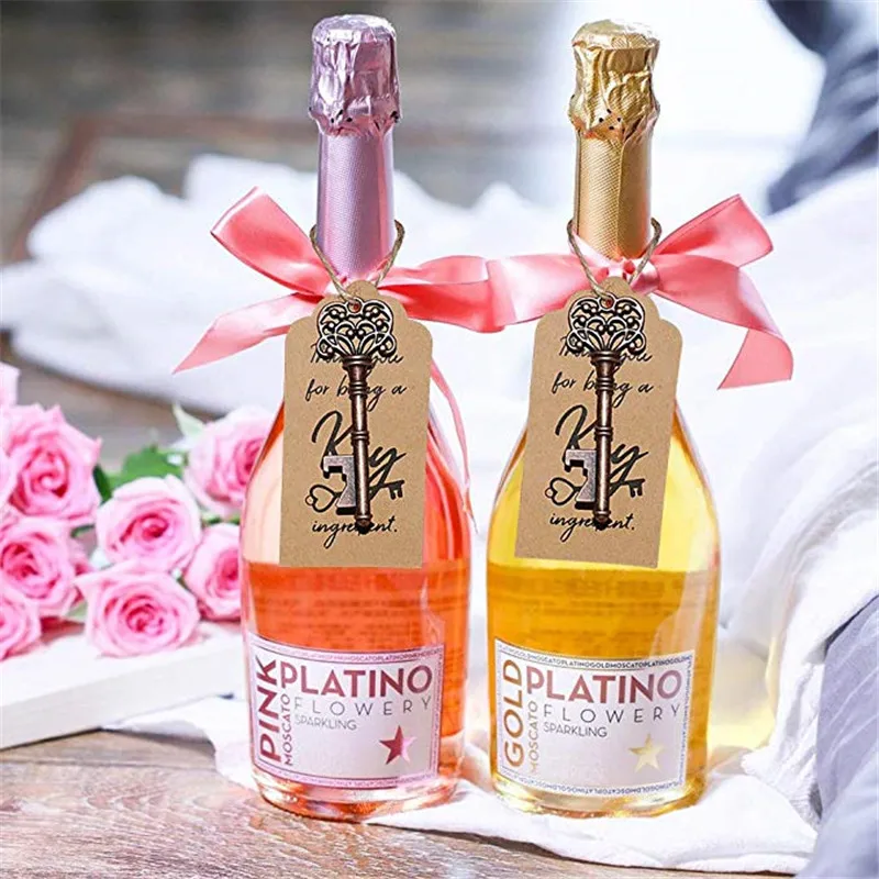 

100pcs Wedding Favors Bronze Key Bottle Opener with Tag Card Vintage Style Party DIY Decorations Key Opener for Wedding Supplies