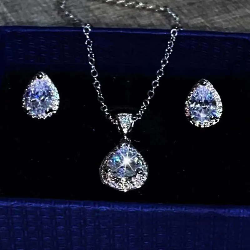 1 Set Di Collana E Orecchini In Argent O S925 , Piccolo Ciondolo Fiore Con Catena Di Scatola Ornamento , Gioielli Semplici , Gioielli In Argent O , Micro Set In Edizione