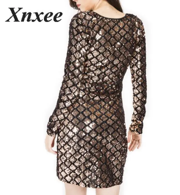 D{Q59ZD6C)A1UHVVK)%MO8Q