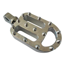Prototipagem do suporte do tanque de água fazendo à máquina cnc