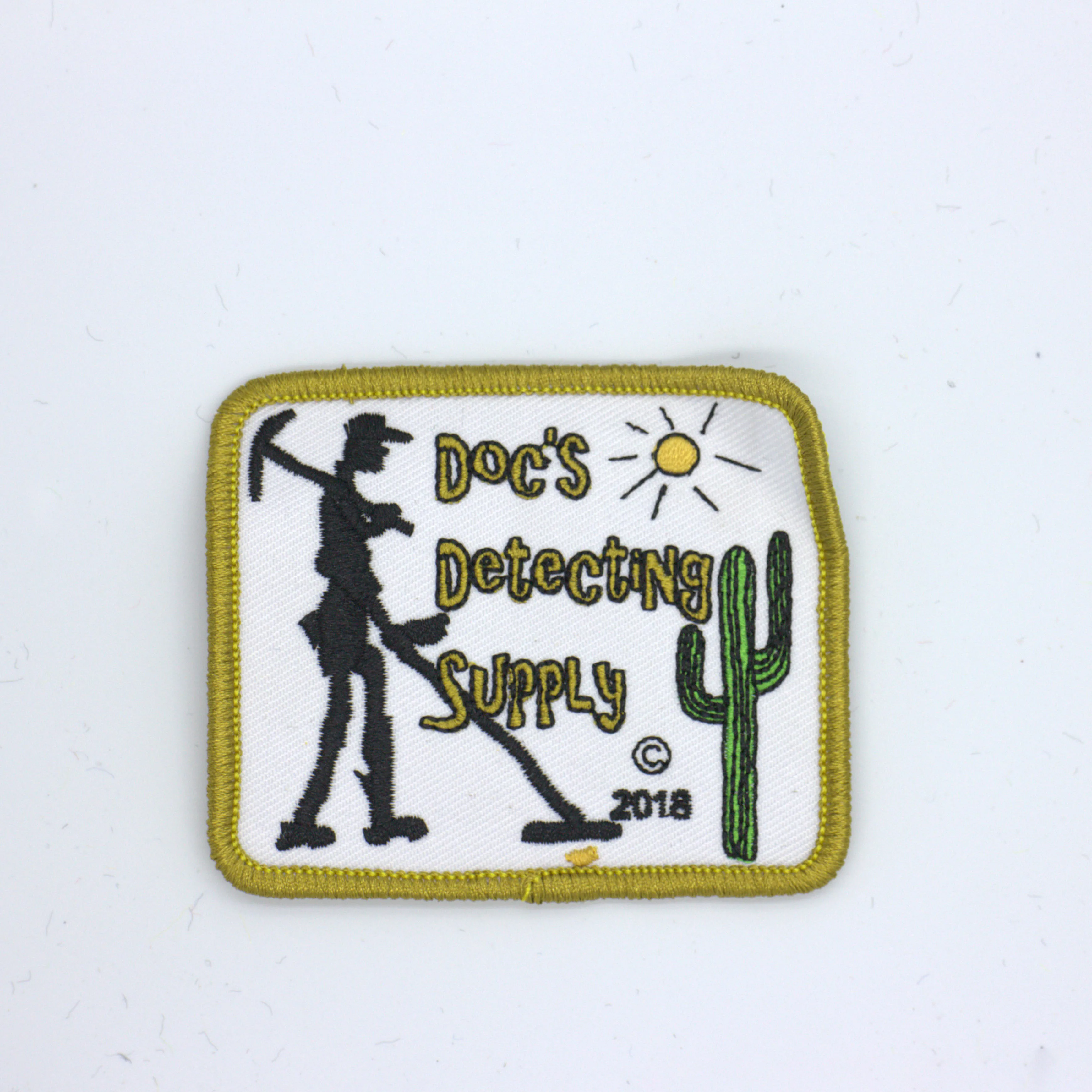 

custom embroidery patches iron-on hook backing with your own logo design personalized team club school logo