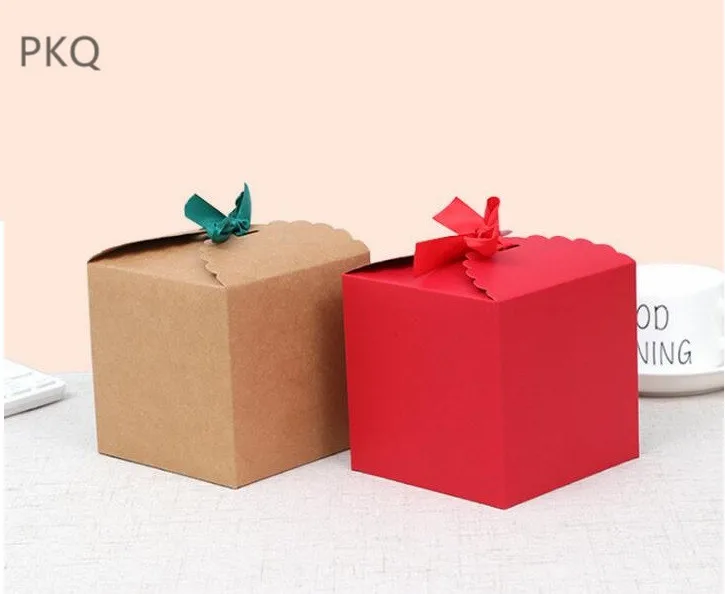 

20pcs 11*11*11cm Kraft Paper Wedding Candy Box Brown Square Cardboard Boxes Party Cookie Packaging Gift Box Gifts For Guests