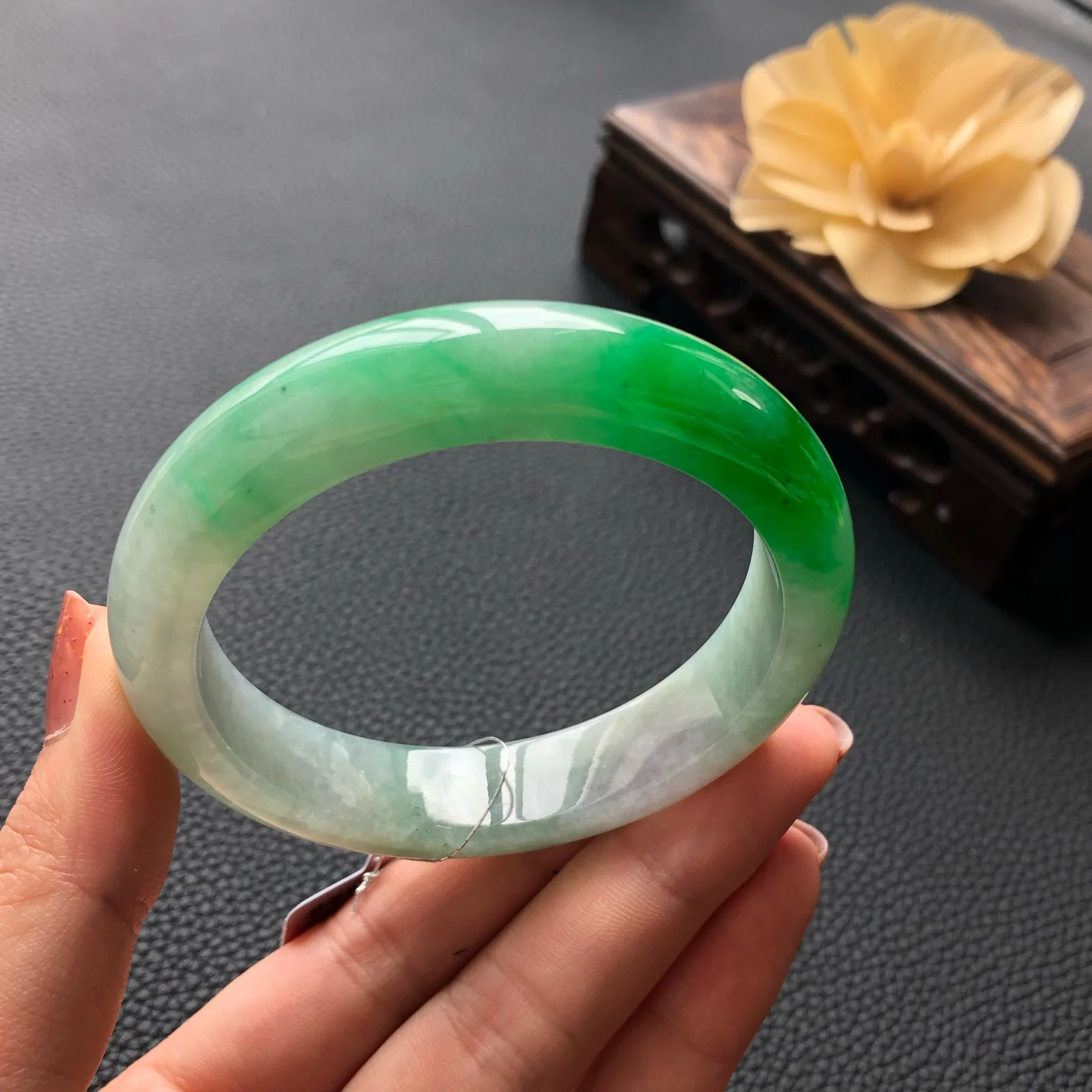 

Natural Burmese jadeite light color two-color 54mm-64mm bracelet, elegant princess bracelet, send mother to girlfriend