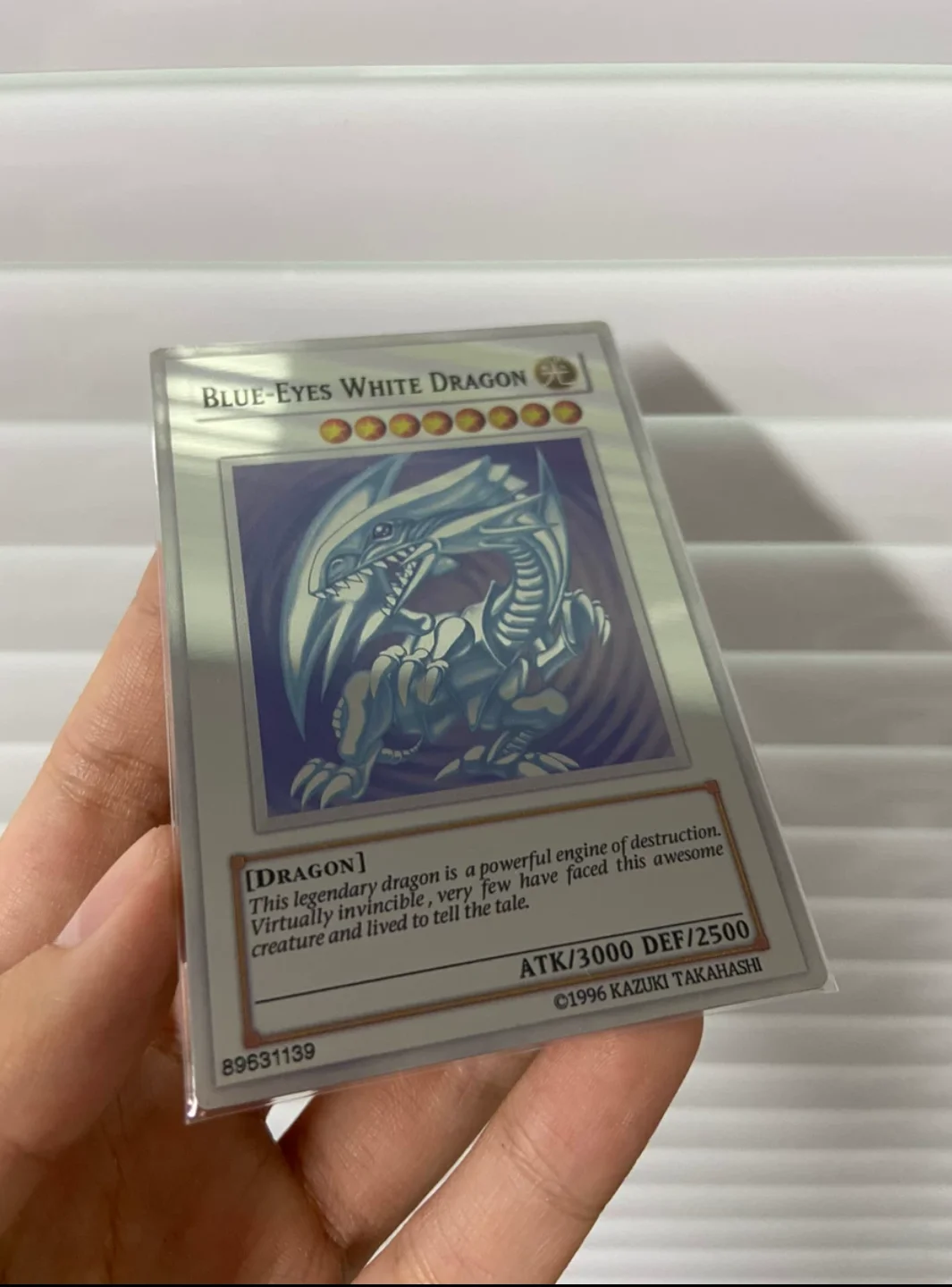 

Yu-Gi-Oh Blue-Eyes White Dragon Mirror US Version English Metal Mirror Steel Plate Card （Not original）