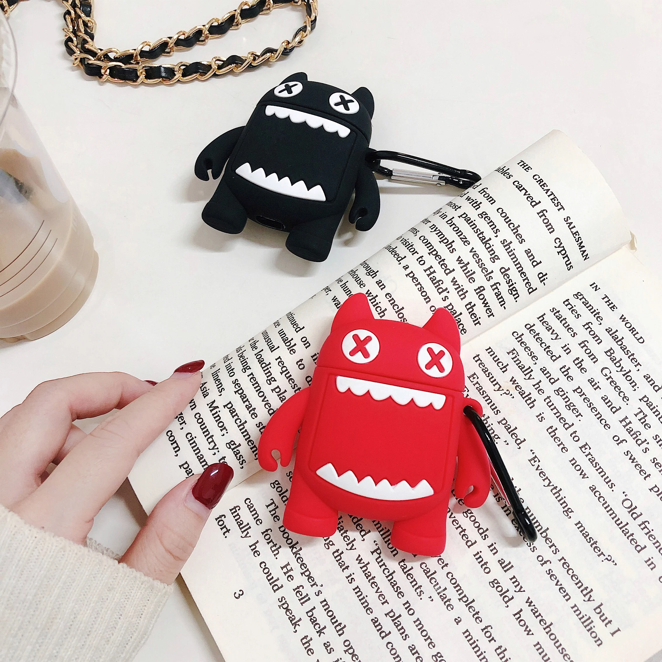 

For AirPods Apple Cartoon wireless Headphone Cases For Airpods 1/2 Silicone Case Funny Accessories Protector Covers Keychain