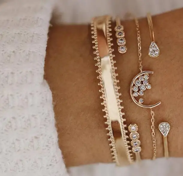 

4 Pcs/set Gold Color Moon Star Geometry Crystal Opal Bracelets for Women Boho Cuff Bracelet Bangle Set Party Jewelry Wholesale