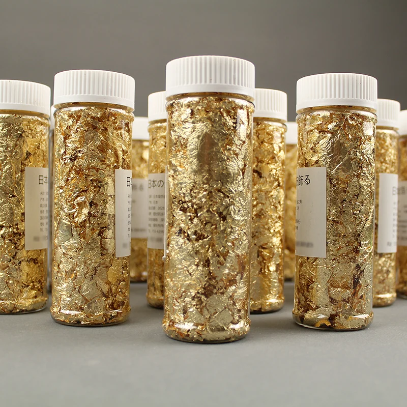 WIILII Edible Cake Decorations Gold Leaf Schabin Flakes 2g 24K Gold Decorative Dishes Chef Art Cake Ice Cream Decorating Tools