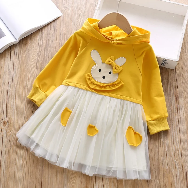 Baby Girl Clothes Baby Dress Autumn Letter Hooded Mesh Stitching Sweater Dress Princess Cute Toddler Girl Long Sleeve Dress - Цвет: Цвет: желтый