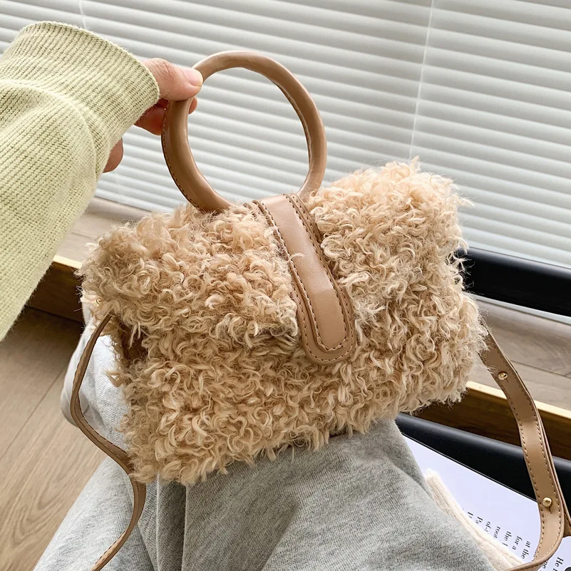 

High-quality small bag, chest bag, crossbody, all-match 2020 autumn and winter new waist bag, plush bag, shoulder messenger bag