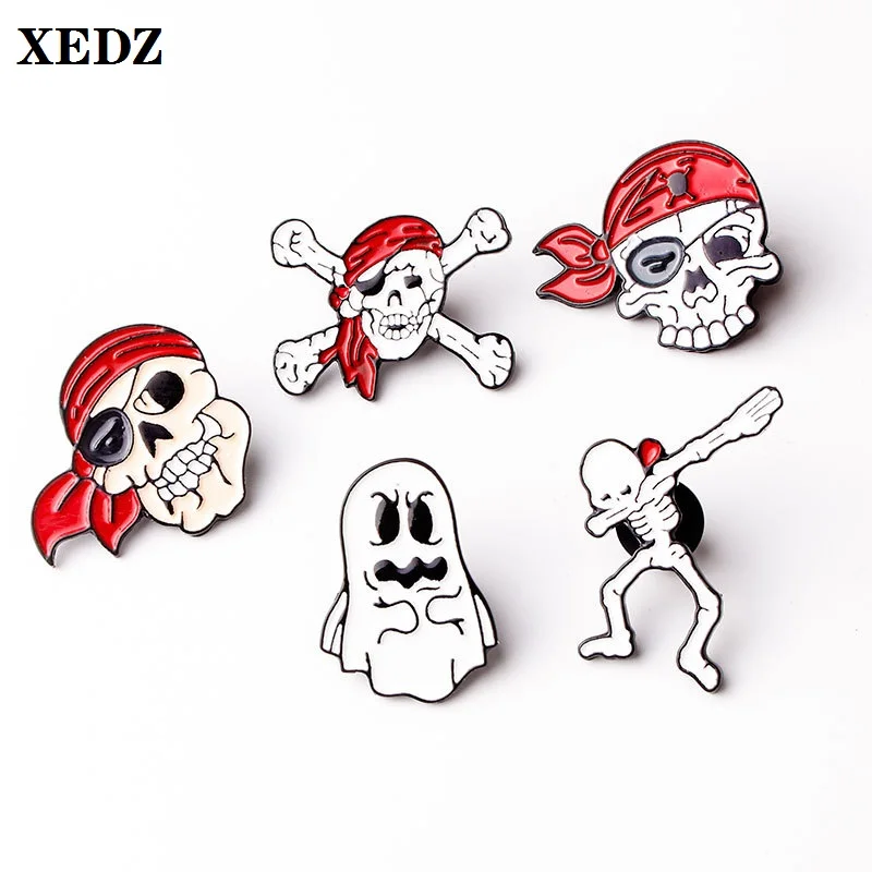 

XEDZ Gothic Pirate Skeleton Enamel Pin Red Turban Blind Superman Personality Horror Ghost Backpack Badge Lapel Brooch Jewelry