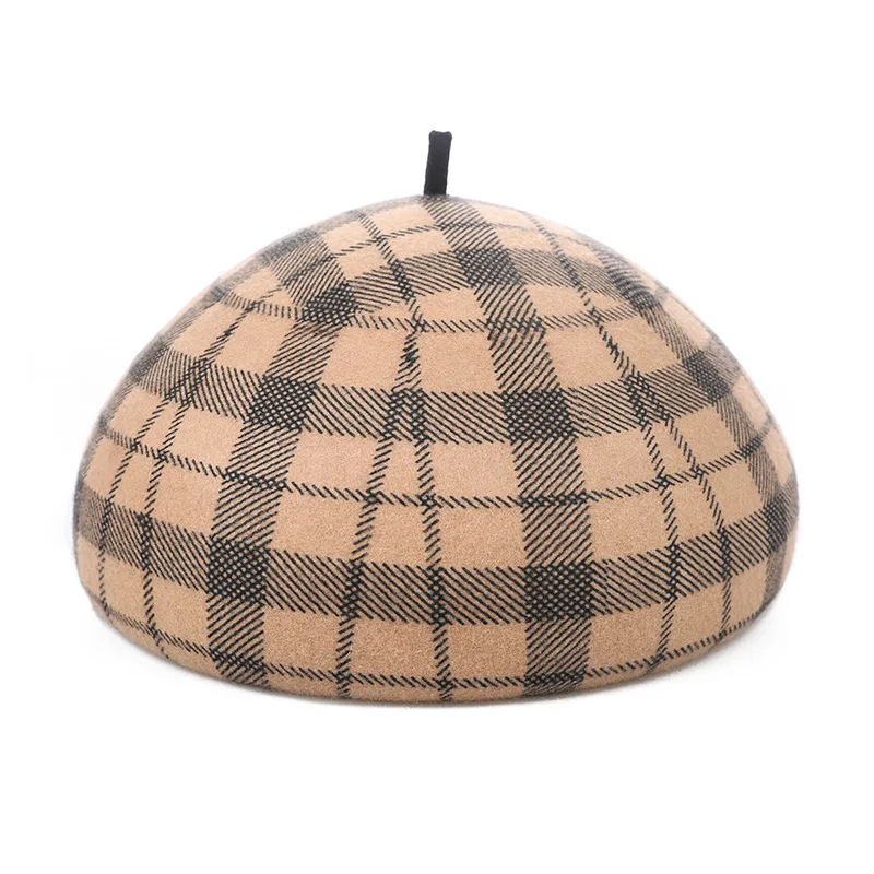 Camel Fashion Lattice Winter Cap For Women Knit Beret Winter Warm British Style Lady Painter Bonnet Hats Solid Bonias Wholesale - Цвет: Camel