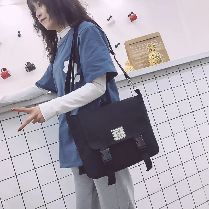 

Ladies canvas bag new female bag student Messenger bag Korean version of the large-capacity shoulder bag bag