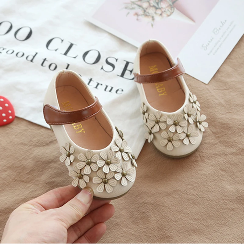 Свадебная вечеринка цветочный обувь для девочек принцессы тонкие туфли для девочки; Дети Повседневное Мода цветок кроссовки из pu кожи