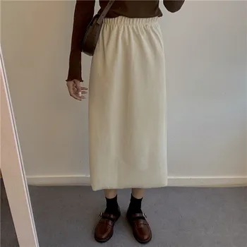 

Solid color casual corduroy skirt