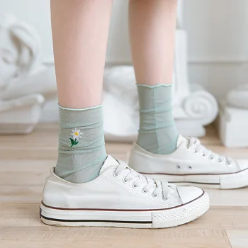 

2020 Arrival Summer Fashion Fishnet Socks Thin Socks Women Girls Harajuku Streetwear Mesh Transparent embroidery Flower Socks