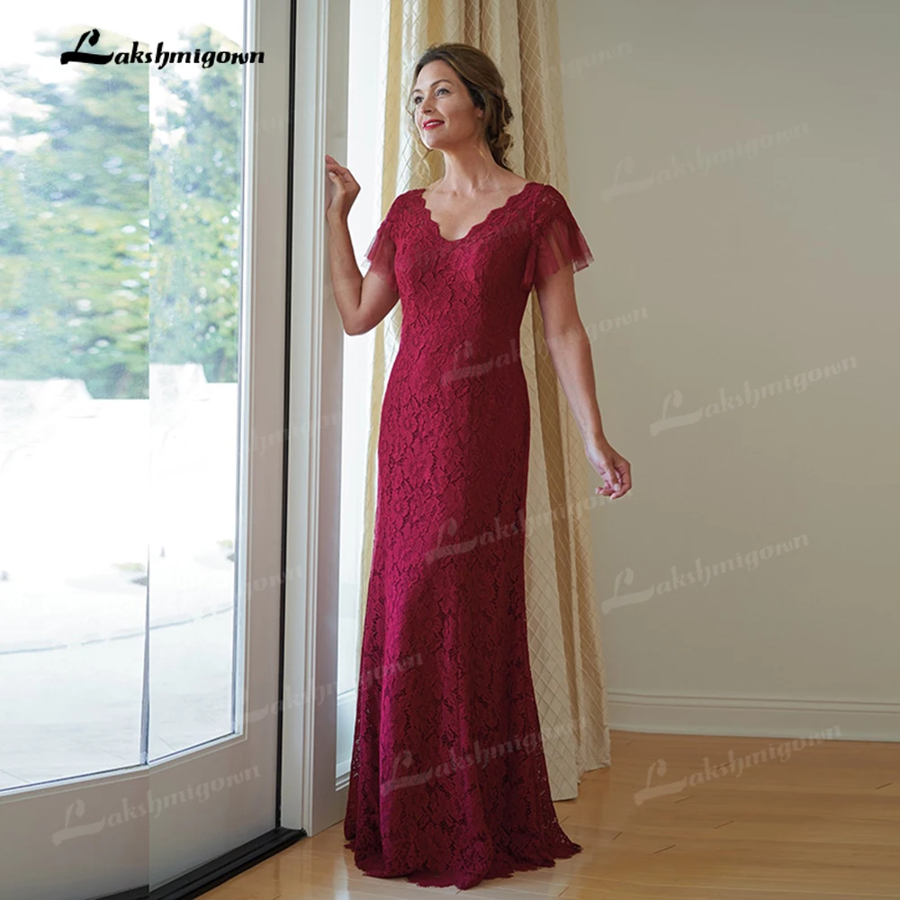 

Elegant Red Lace Mother of the Bride Dresses dress woman Mermaid Short Sleeves V Neckline Wedding Guest Gowns Back Out On Sale