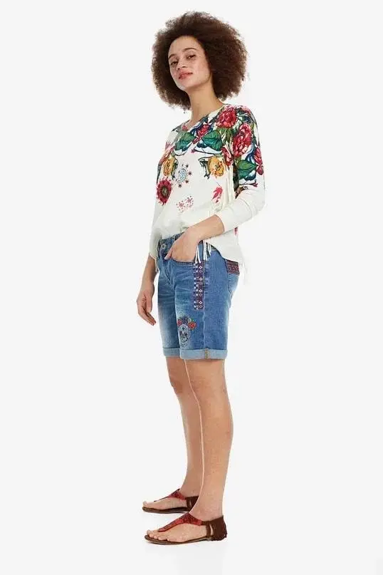 Испанские джинсовые шорты desigual