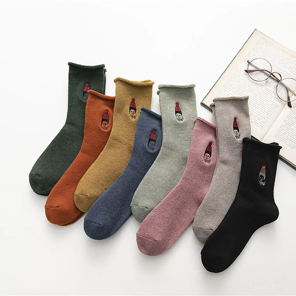 Женские модные однотонные утепленные хлопковые носки с вышивкой, носки средней длины, повседневные носки для скейтборда 12,23