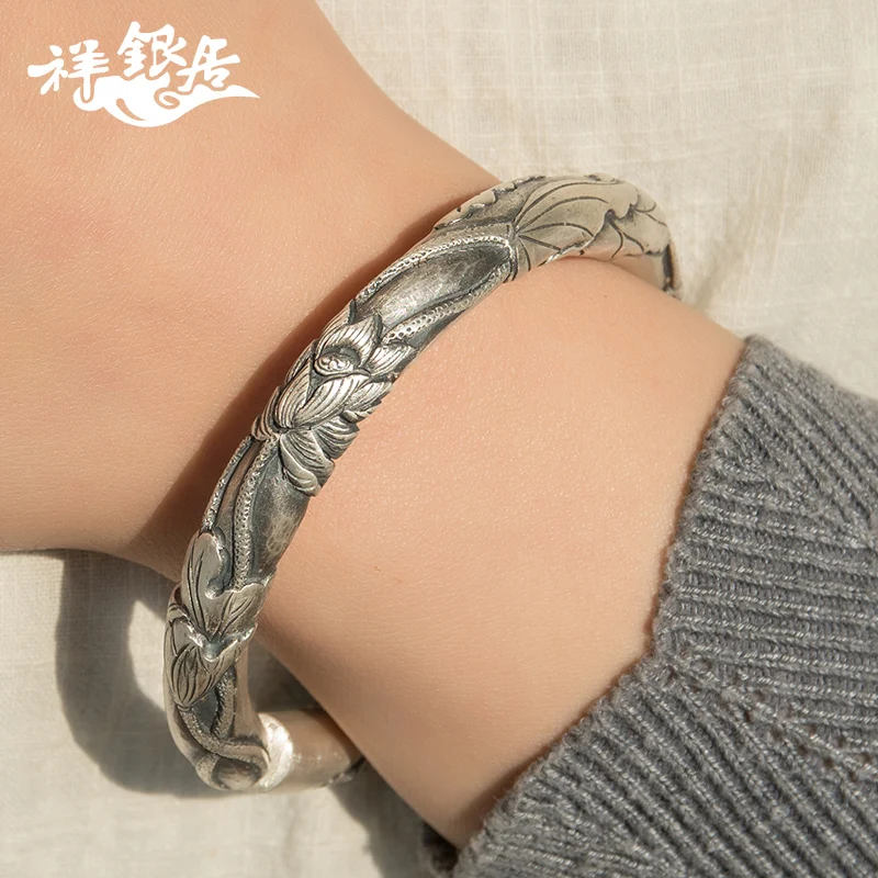 

★silver 999 fine silver female national wind restoring ancient ways anaglyph silver bracelet manual solid round bracelet