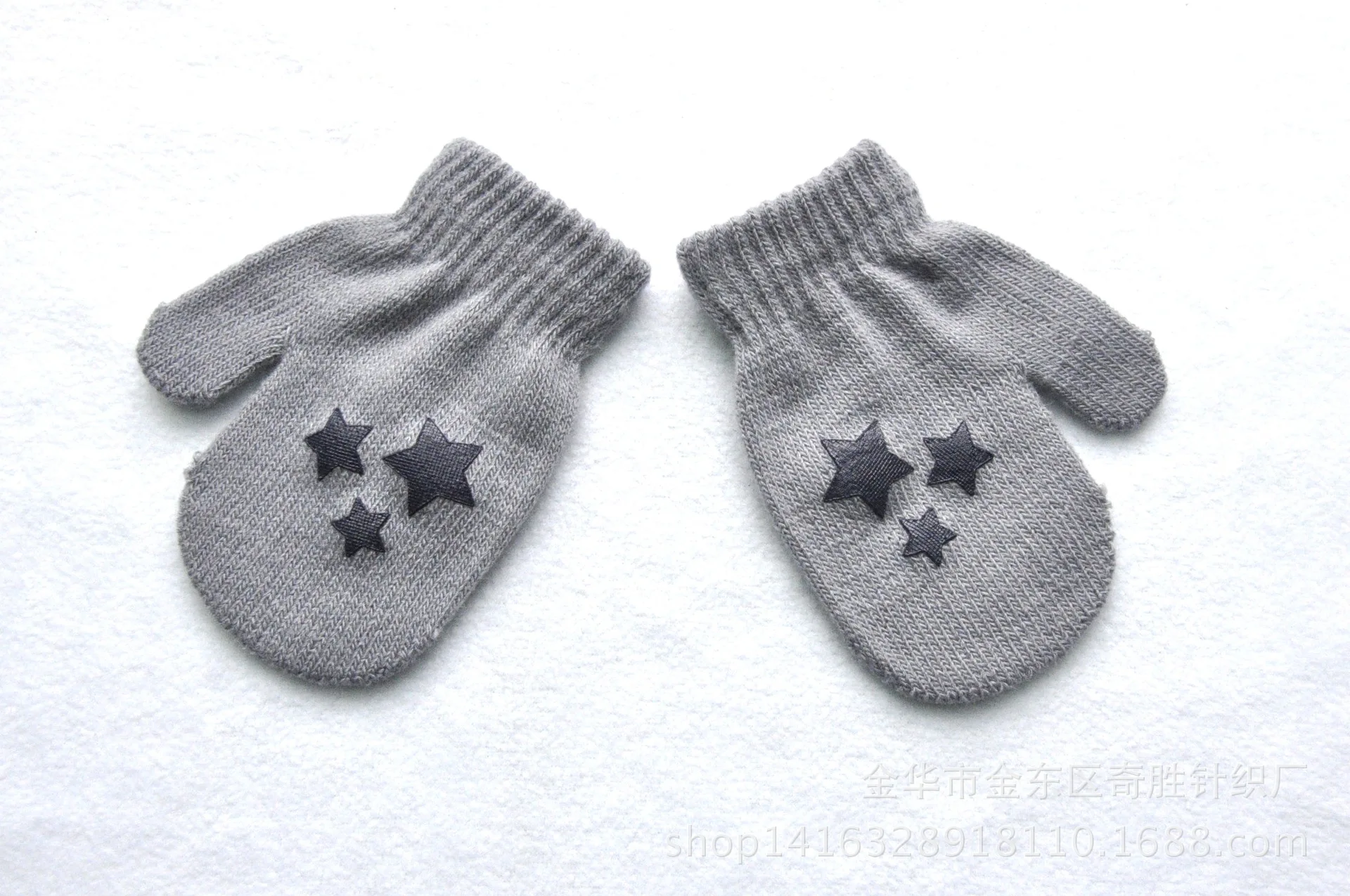 Стиль детский зимний теплый анти-Захватывающий мешок перчатки для пальцев детские офсетные печать милые маленькие перчатки в настоящее время ава