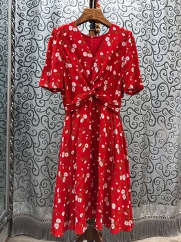 

2020 Spring and Summer New Women's V-neck Small Flower Pattern Decorative Waist Twist Short-Sleeve Dress 608