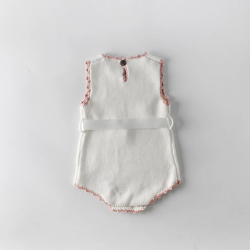 Princess Newborn Baby Girls Rompers Sleeveless Lace Infant Playsuit Baby Girl Clothes Lovely Cotton Toddler Baby Outfits Clothes