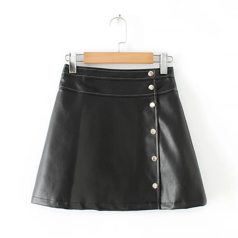 

D92-520 PU Leather Front Non-symmetrical Buttoned A- line Short Skirt
