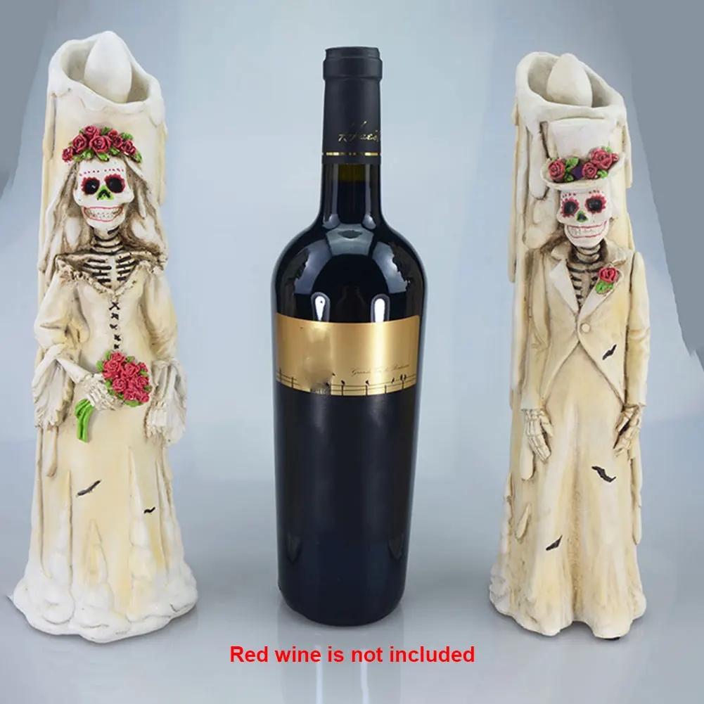 

1 Pair KTV Halloween Bar Simulation Props Vintage Party Dining Table Decoration Bride Groom Shape Desktop Led Candle Lamp