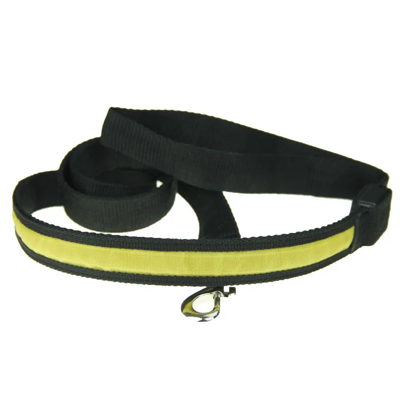 

Pet Led2. 5 Black Edge No Map Hand Holding Rope Dog Drag Rope Flash Shining Sling Traction Belt