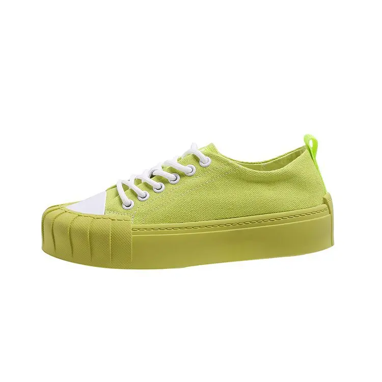 Летние модные милые женские туфли на плоской подошве; Повседневная парусиновая обувь с узкими лентами; однотонные дышащие кроссовки на шнуровке - Цвет: Зеленый