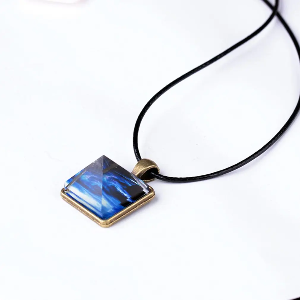 

Luminous Star Series Necklace Crystal Pyramid Triangle Geometric Pendant Galaxy Star Dust Starry Night Glow in the Darkness Chic