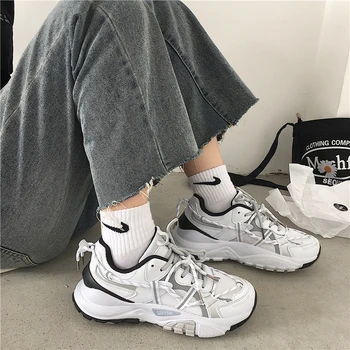 

Retro wild women's shoes 2020 autumn new Korean fashion wild sports shoes students thick bottom increased casual shoes
