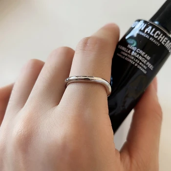 

Silvology Sterling 925 Silver Glossy Solid Curved Line Rings Elegant Line Minimalist Japan Korea Rings for Women Office Jewelry