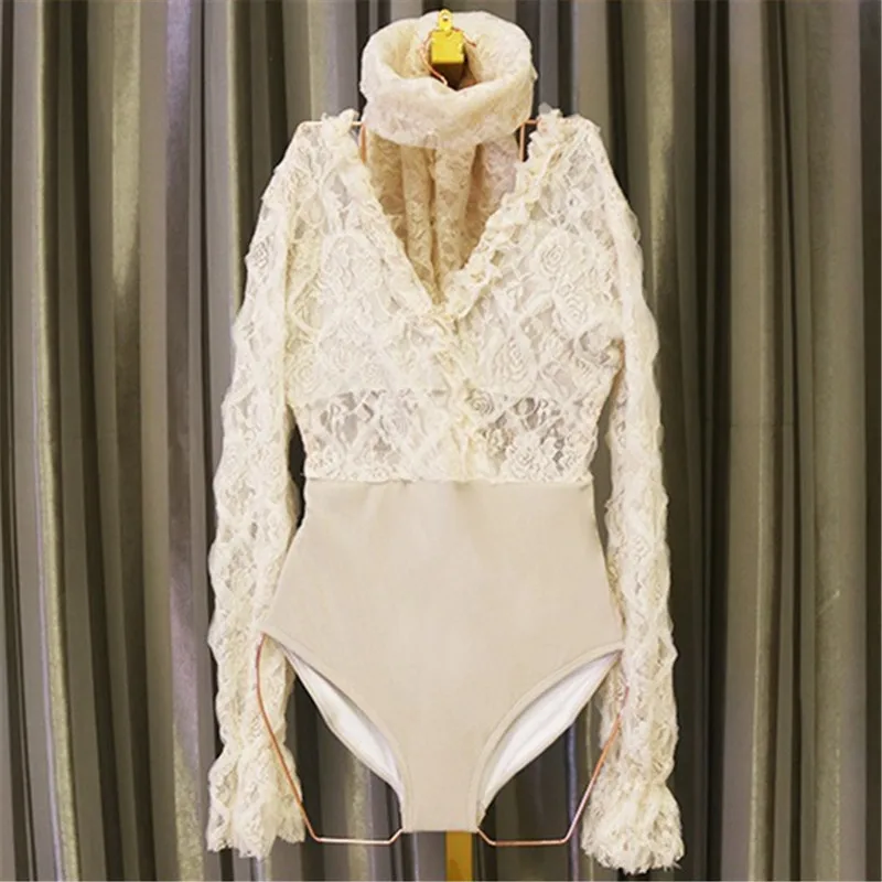 15766755469_1688096424